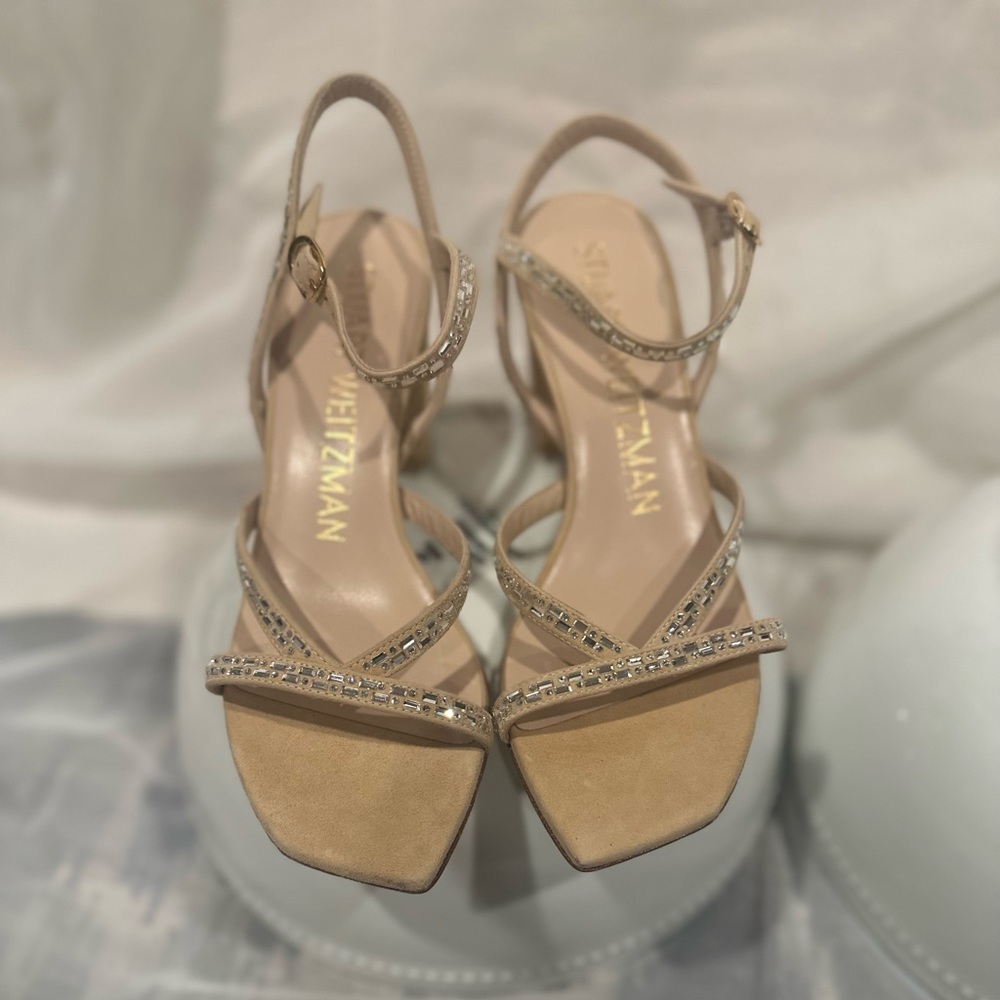 Stuart Weitzman - Picture 2 of 6